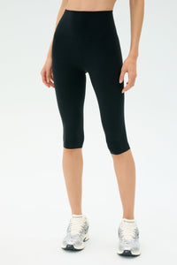 Airweight High Waist 16" Legging - Black
