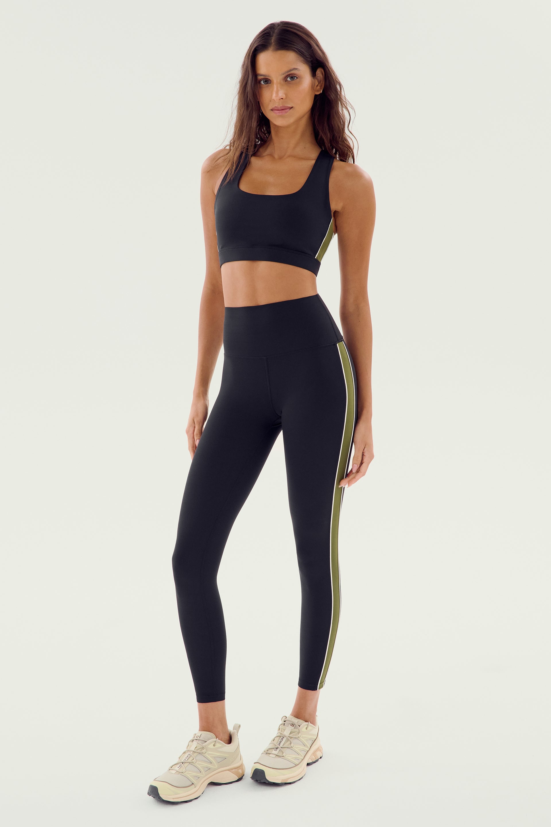 Lexi Rigor Bra - Black/Olive