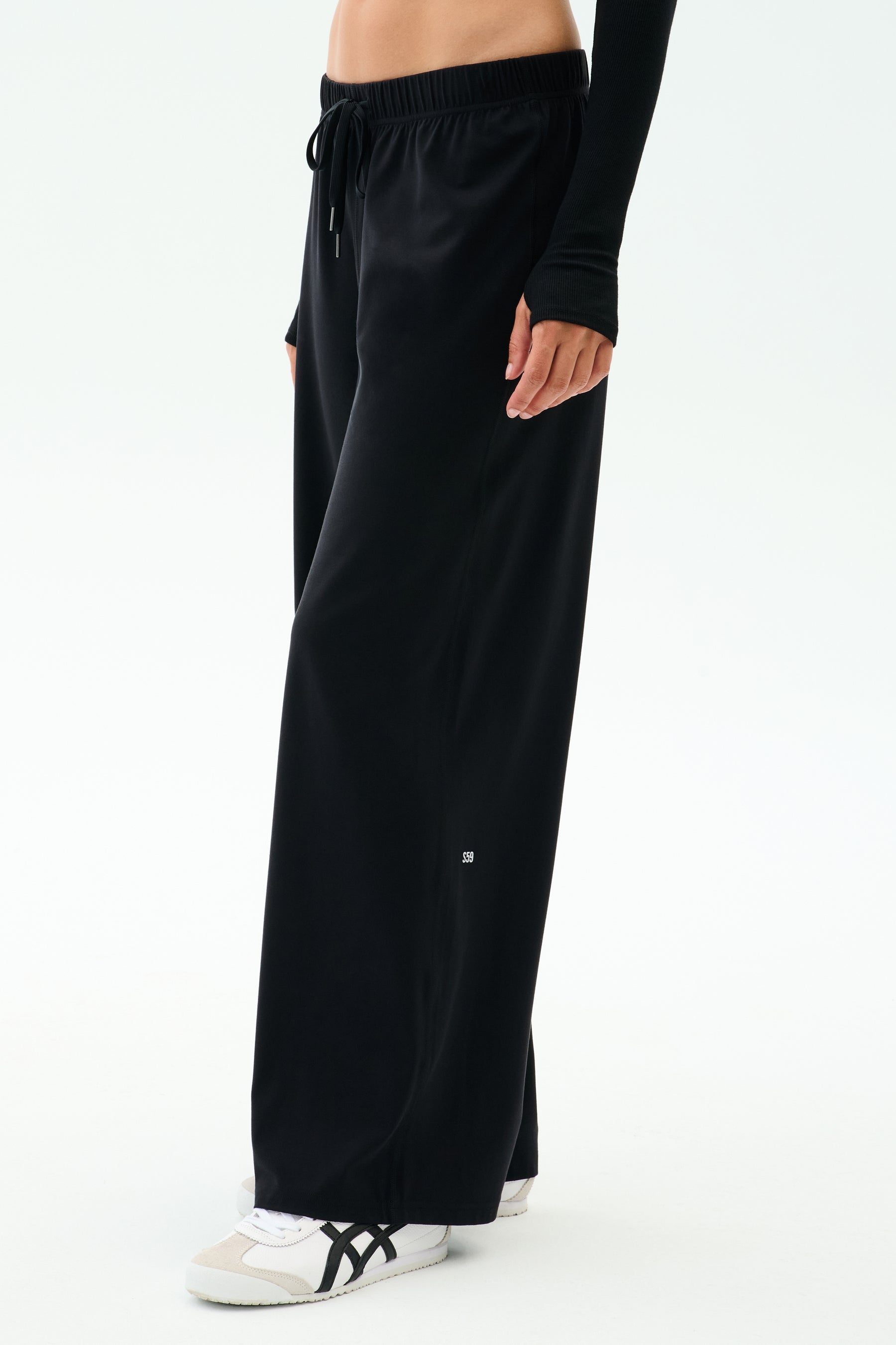 Brynn Airweight Pant - Black