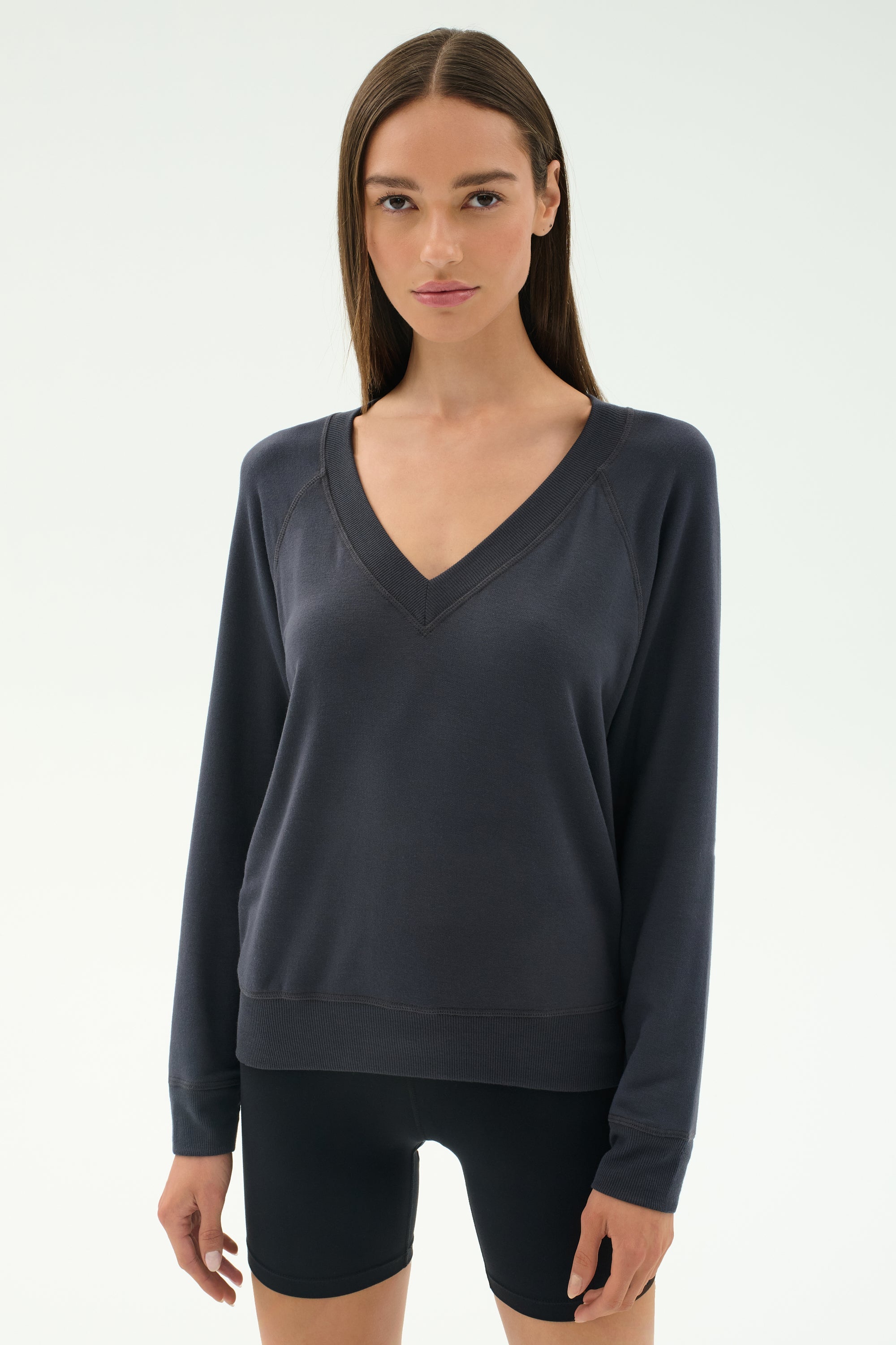 Bennie Fleece V-Neck Sweatshirt - Graphite