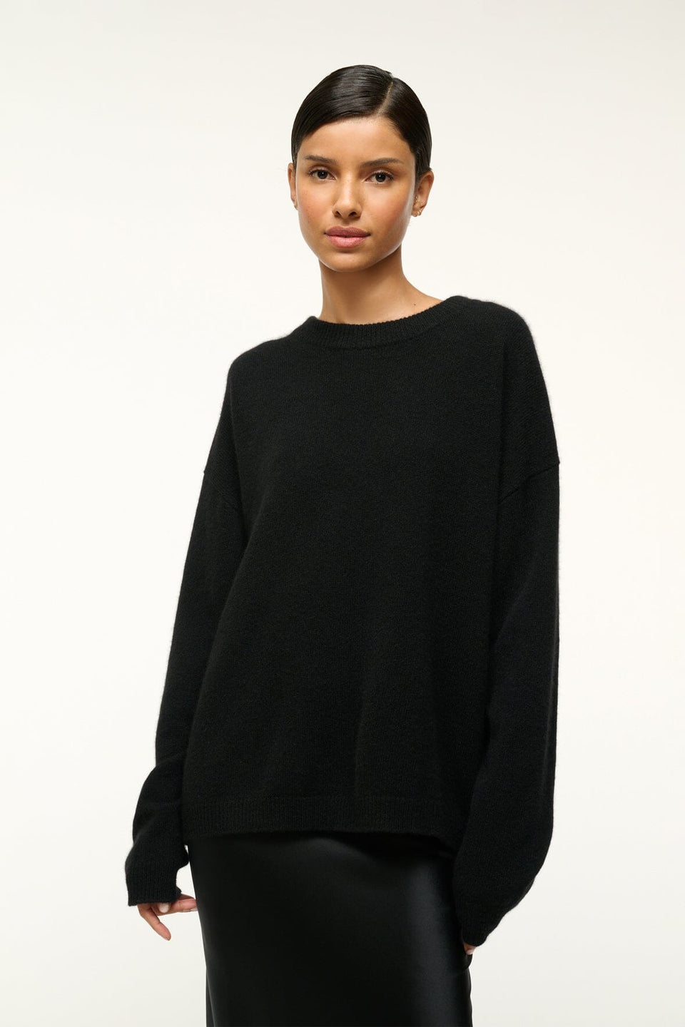 Serrano Cashmere Relaxed Crew Neck - Black