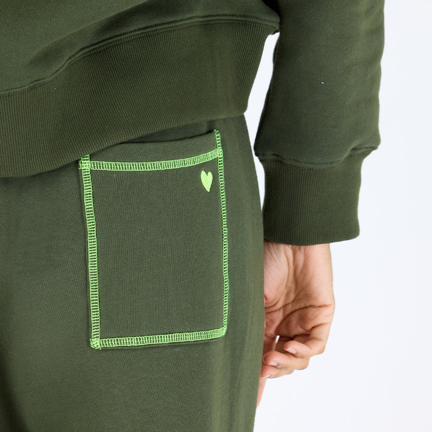 Weekend Barb Sweatpant - Pine Green