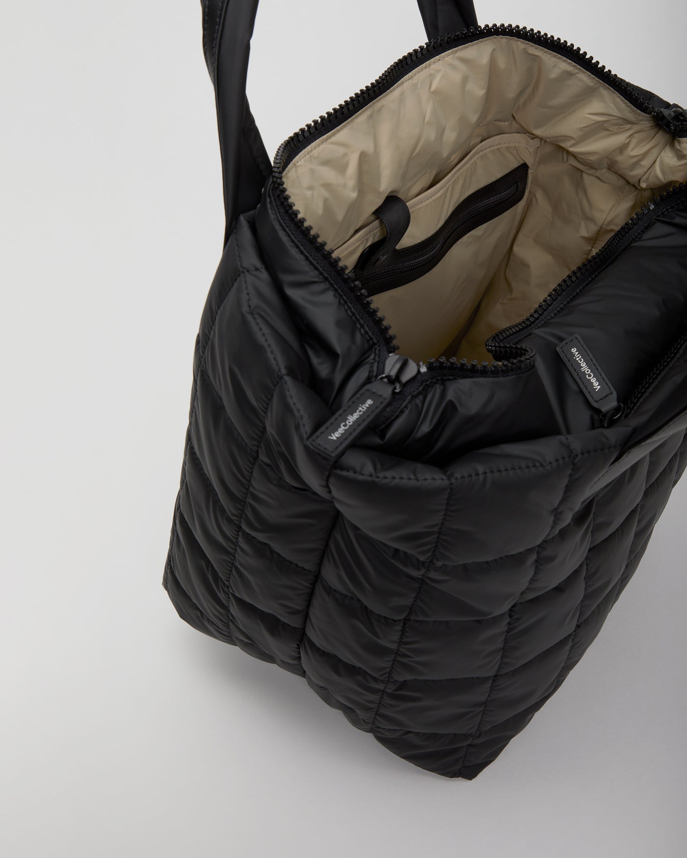 Porter Tote - Medium Matt Black