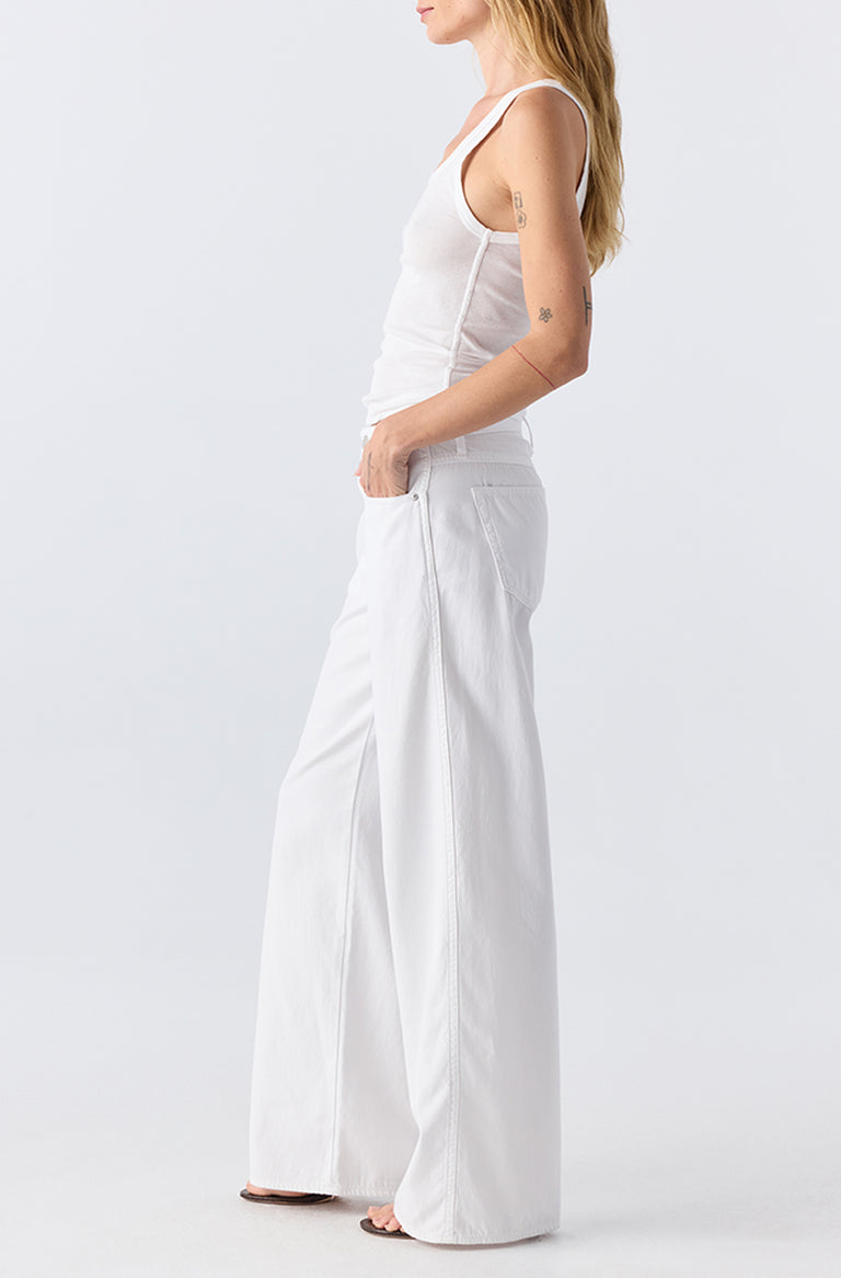 Regina - White