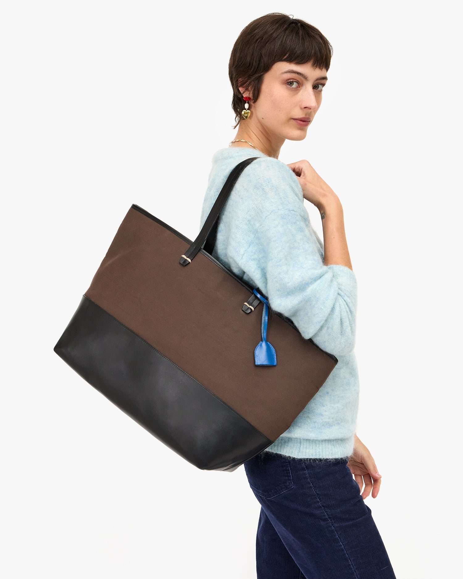 Volie - Kalamata w/Black