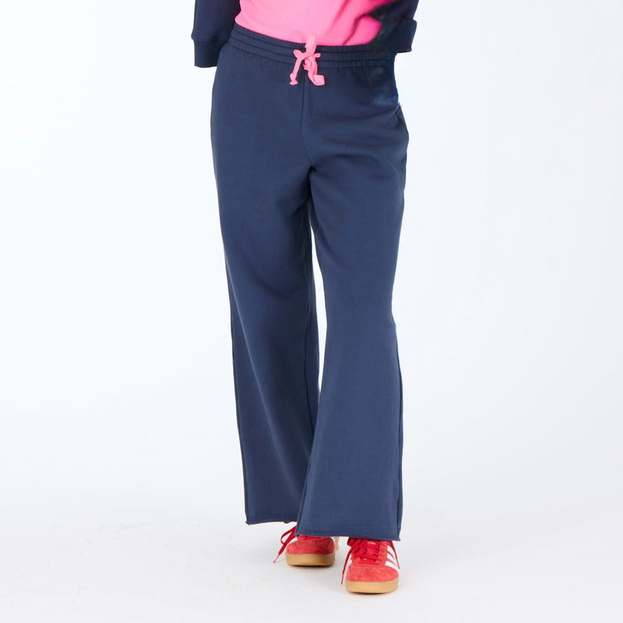 Weekend Barb Sweatpant - Indigo Blue