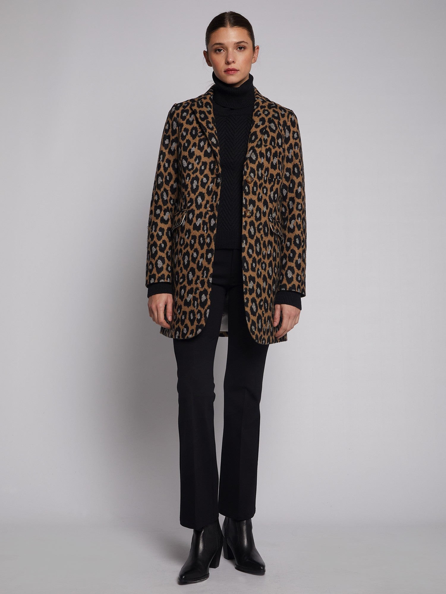 Oxford Coat - Leopard Knit Jacquard
