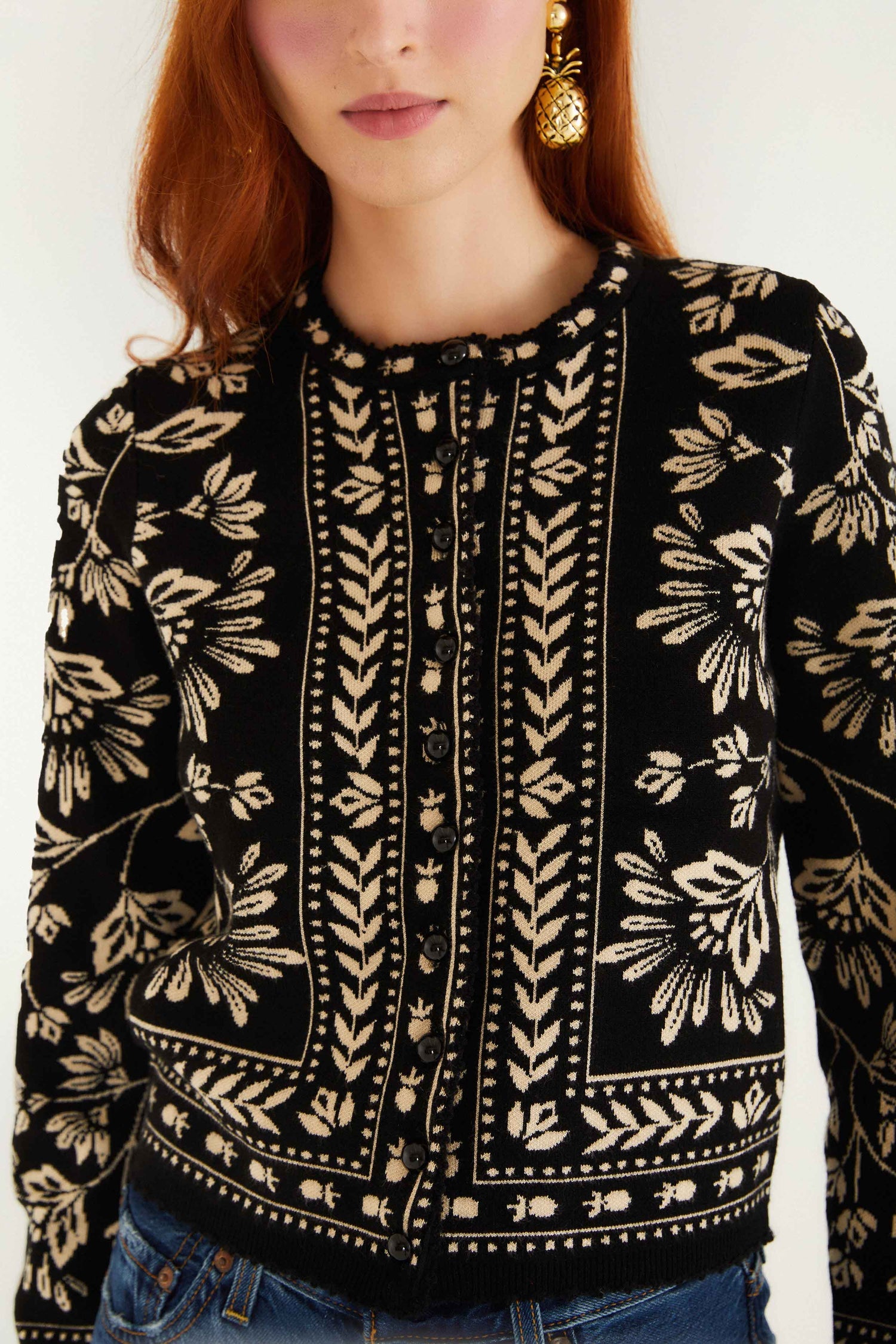 Black and White Flower Bloom Buttoned Knit Cardigan