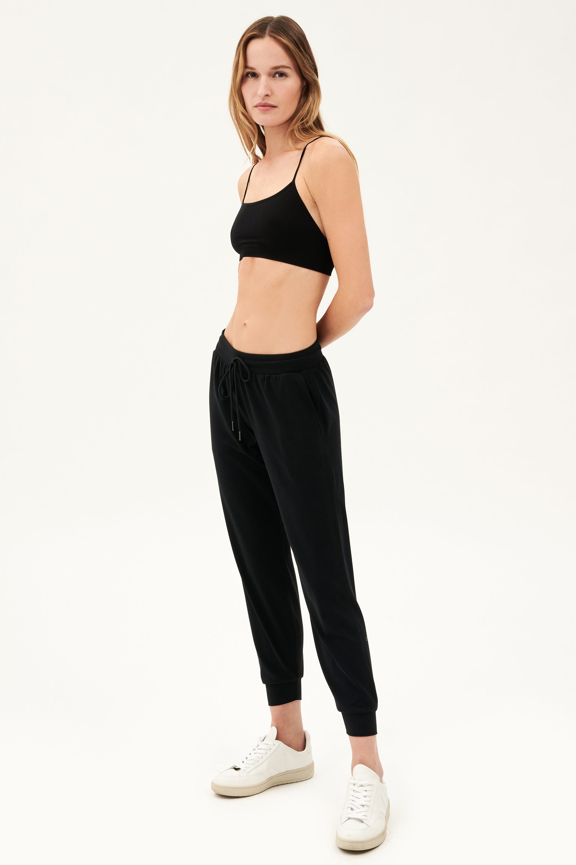 Airweight Jogger - Black
